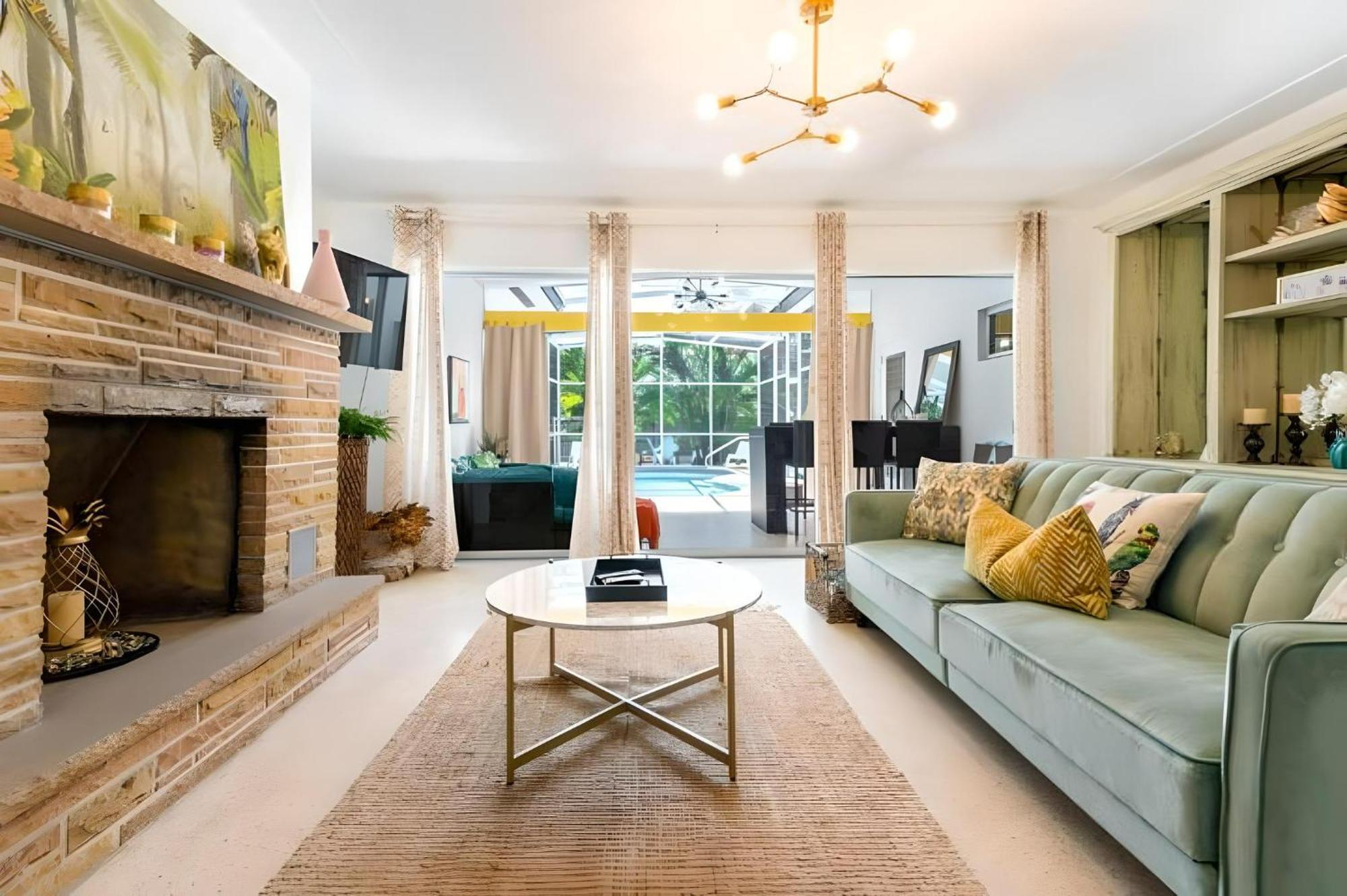 Fantastic Island House 1 Mile To The Beach With Heated Pool サラソータ エクステリア 写真