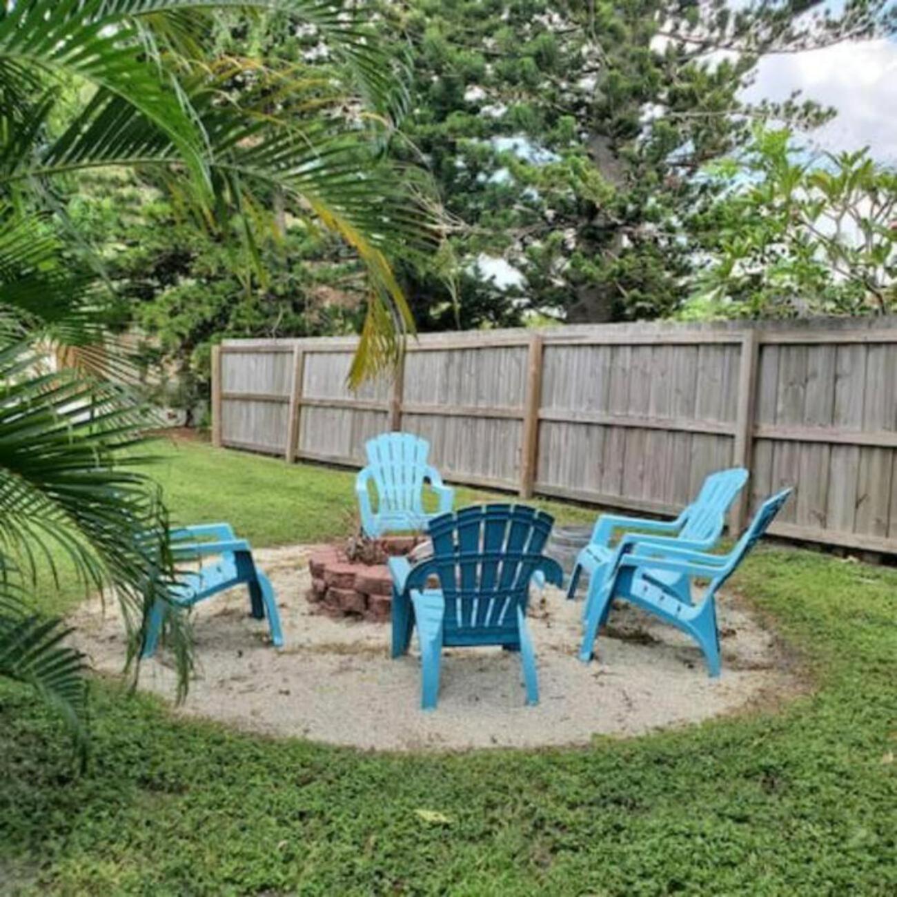 Fantastic Island House 1 Mile To The Beach With Heated Pool サラソータ エクステリア 写真