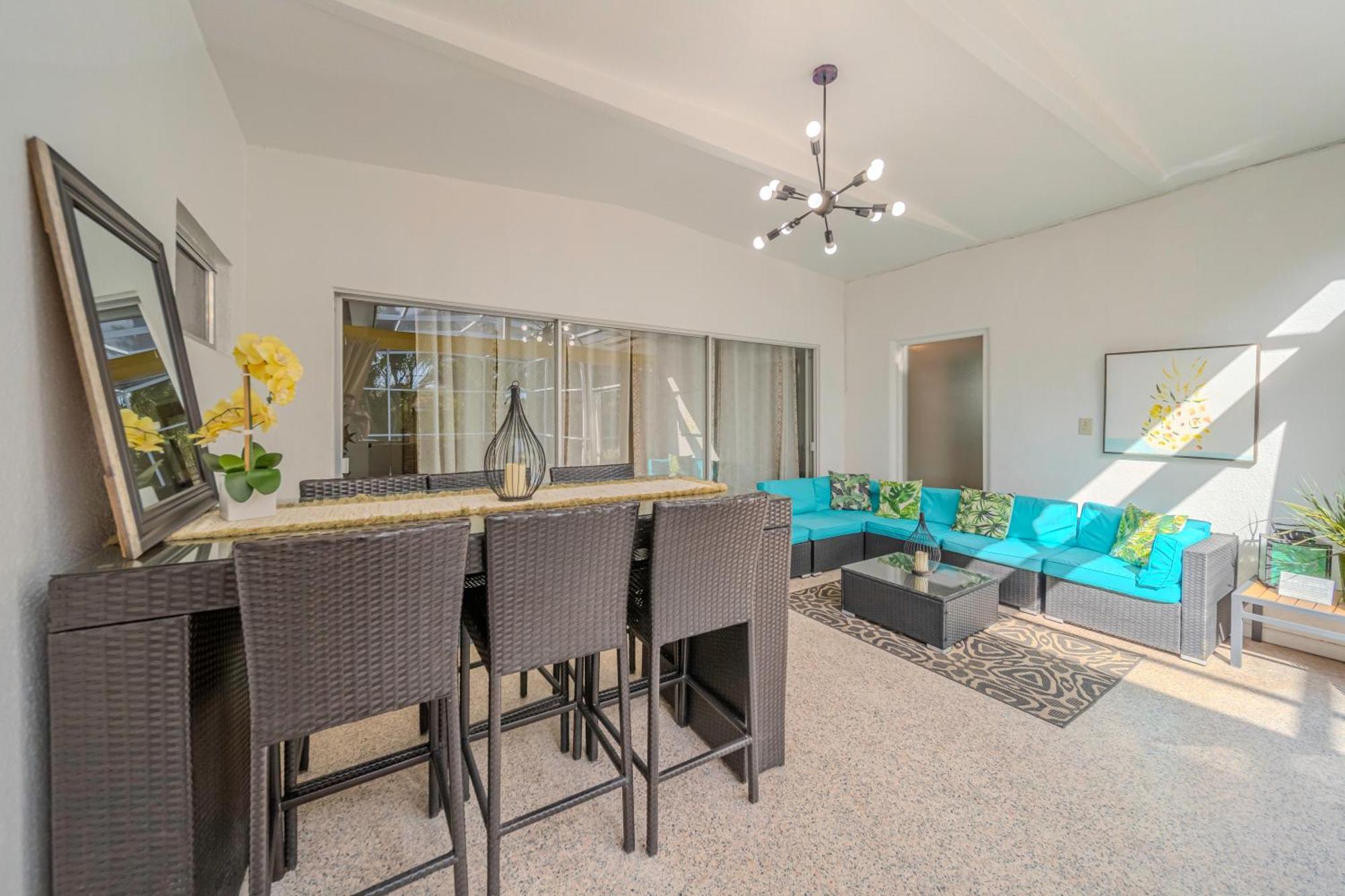 Fantastic Island House 1 Mile To The Beach With Heated Pool サラソータ エクステリア 写真