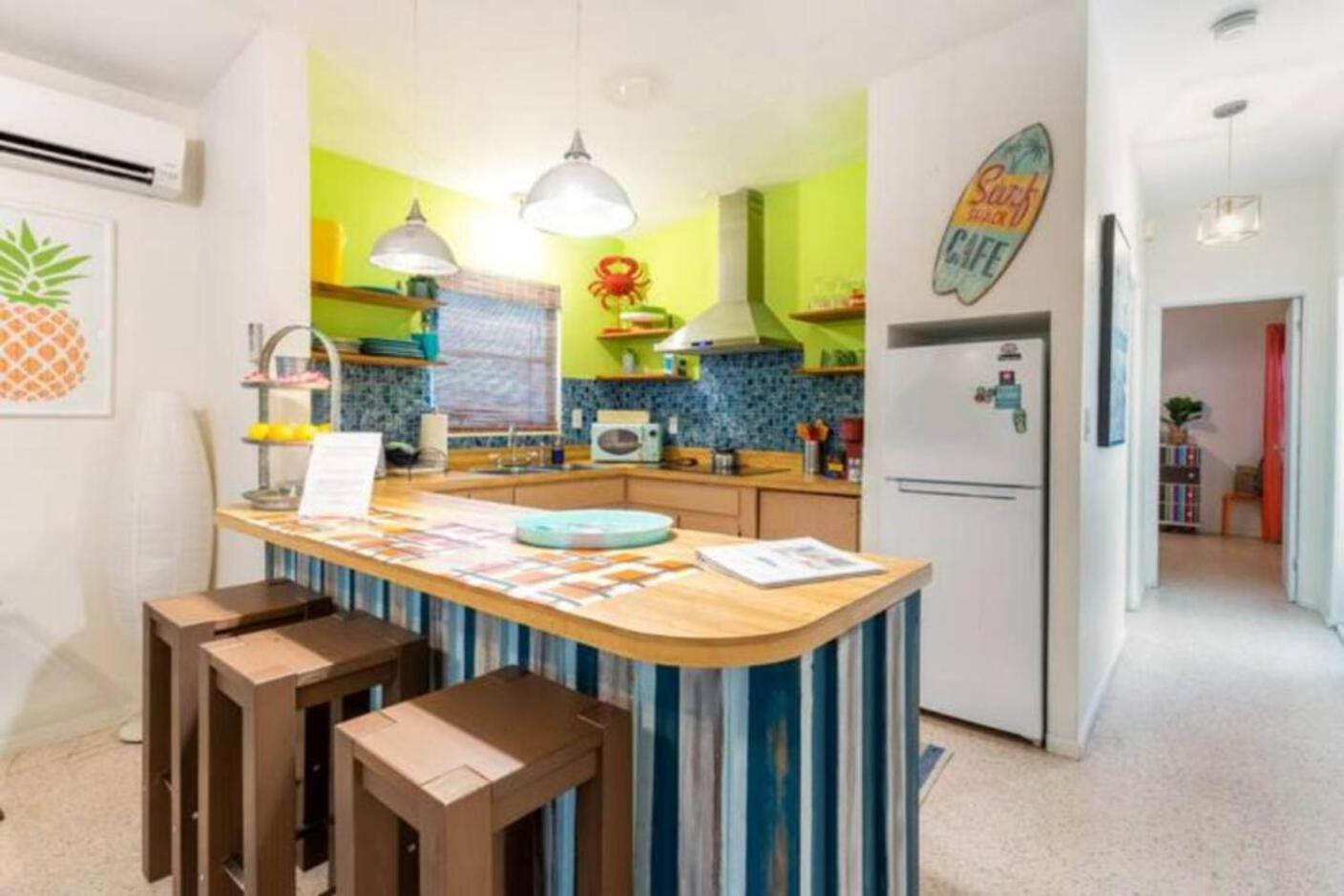 Fantastic Island House 1 Mile To The Beach With Heated Pool サラソータ 部屋 写真