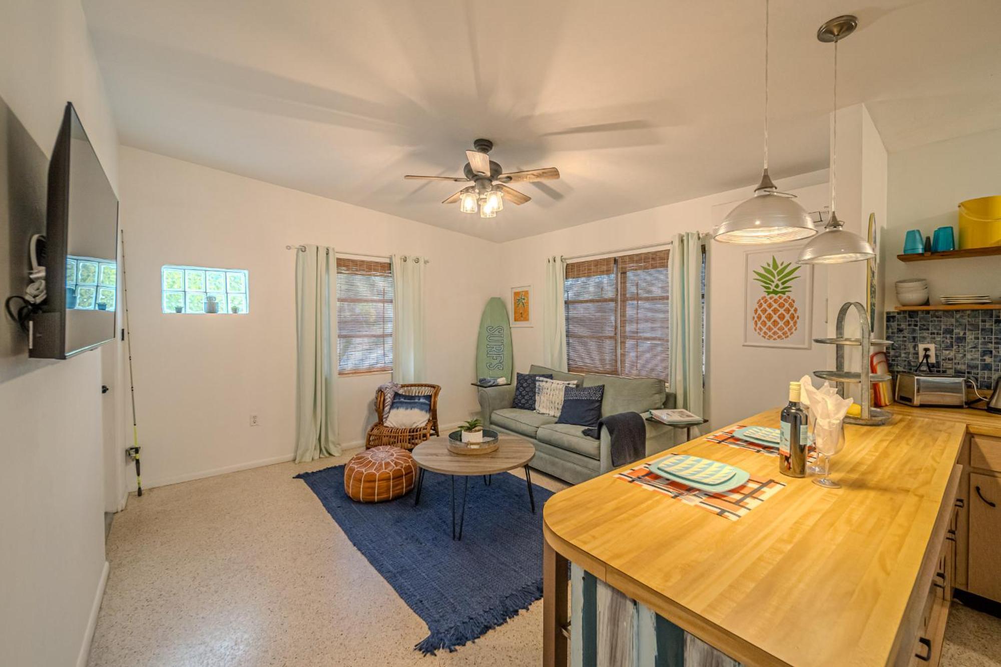 Fantastic Island House 1 Mile To The Beach With Heated Pool サラソータ エクステリア 写真